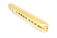 Load image into Gallery viewer, HO Brass Oriental Limited GN - Great Northern Streamlined "Empire Builder" Mountain Series Observation Less Skirts