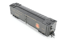 Load image into Gallery viewer, HO Brass Shoreham Shops GN - Great Northern 50 Foot Express Reefer FP #2022 REBOXX