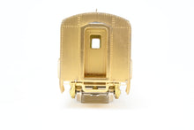 Load image into Gallery viewer, HO Brass Oriental Limited GN - Great Northern Streamlined "Empire Builder" Mountain Series Observation Less Skirts