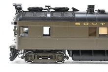 Load image into Gallery viewer, HO Brass CON W&R Enterprises SP - Southern Pacific Brill Gas Electric FP SP-10 With DCC