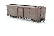 Load image into Gallery viewer, HOn3 Blackstone Models D&RGW - Denver & Rio Grande Western 30' Box Car 1924 No Herald No. 3303 Weathered