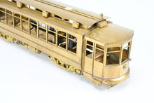 Load image into Gallery viewer, HO Brass Fairfield Models CSL - Chicago Surface Lines 346 City Big Brill Car NO POLES