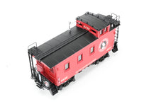 Load image into Gallery viewer, HO Brass CON Beaver Creek GN - Great Northern Wood Caboose X337/X432 Standard Window FP #X432 "Collector's Edition"