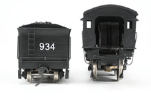 Load image into Gallery viewer, HO Brass Custom Scratch Built B&M - Boston & Maine 4-4-0 Putnam Rebuild Custom Painted REBOXX