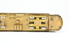 Load image into Gallery viewer, HO Brass Fairfield Models CSL - Chicago Surface Lines 346 City Big Brill Car NO POLES