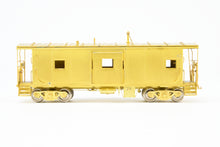 Load image into Gallery viewer, HO Brass OMI - Overland Models, Inc. D&H - Delaware & Hudson Bay Window Caboose #35816 (Ex. C371-380)