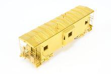 Load image into Gallery viewer, HO Brass OMI - Overland Models, Inc. D&H - Delaware & Hudson Bay Window Caboose #35816 (Ex. C371-380)