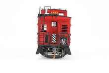 Load image into Gallery viewer, HO Brass CON CIL - Challenger Imports 2235.21 GN - Great Northern 25' Wood Caboose Later Version FP X453 With Added Marker Lights
