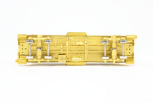 Load image into Gallery viewer, HO Brass OMI - Overland Models, Inc. D&H - Delaware & Hudson Bay Window Caboose #35816 (Ex. C371-380)