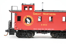 Load image into Gallery viewer, HO Brass CON CIL - Challenger Imports 2235.21 GN - Great Northern 25' Wood Caboose Later Version FP X453 With Added Marker Lights