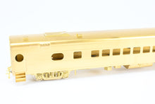 Load image into Gallery viewer, HO Brass Oriental Limited MILW - Milwaukee Road Twin Cities Hiawatha #498 Coach
