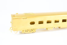 Load image into Gallery viewer, HO Brass Oriental Limited MILW - Milwaukee Road Twin Cities Hiawatha #121 Diner