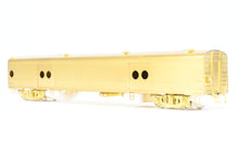 Load image into Gallery viewer, HO Brass Oriental Limited MILW - Milwaukee Road General Service #1317 Baggage Express