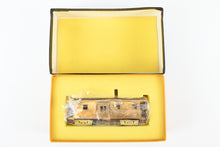 Load image into Gallery viewer, HO Brass NPP - Nickel Plate Products MILW - Milwaukee Road Smooth Side Bay Window Caboose