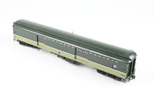 Load image into Gallery viewer, HO Brass W&R Enterprises NP - Northern Pacific Baggage Auto Car FP "Loewy" No. 1587