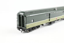 Load image into Gallery viewer, HO Brass W&R Enterprises NP - Northern Pacific Baggage Auto Car FP "Loewy" No. 1587