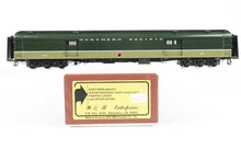 Load image into Gallery viewer, HO Brass W&R Enterprises NP - Northern Pacific Water Baggage Car, FP No. 1651