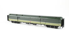 Load image into Gallery viewer, HO Brass W&R Enterprises NP - Northern Pacific Water Baggage Car With Wood Doors FP "Loewy" No. 1651