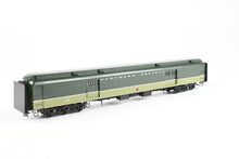 Load image into Gallery viewer, HO Brass W&R Enterprises NP - Northern Pacific Water Baggage Car With Wood Doors FP "Loewy" No. 1651