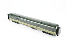 Load image into Gallery viewer, HO Brass W&R Enterprises NP - Northern Pacific Baggage Car With Wood Doors FP "Loewy" No. 1626