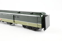 Load image into Gallery viewer, HO Brass W&R Enterprises NP - Northern Pacific Baggage Car With Wood Doors FP "Loewy" No. 1626