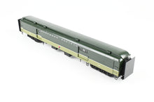 Load image into Gallery viewer, HO Brass W&R Enterprises NP - Northern Pacific Baggage Car With Steel Doors FP "Loewy" No. 1622