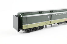 Load image into Gallery viewer, HO Brass W&R Enterprises NP - Northern Pacific Baggage Car With Steel Doors FP "Loewy" No. 1622