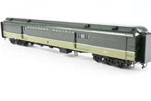 Load image into Gallery viewer, HO Brass W&R Enterprises NP - Northern Pacific Baggage Car With Steel Doors FP "Loewy" No. 1622