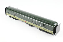 Load image into Gallery viewer, HO Brass W&R Enterprises NP - Northern Pacific Mail & Express Car FP "Loewy" No. 1443