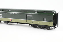 Load image into Gallery viewer, HO Brass W&R Enterprises NP - Northern Pacific Mail & Express Car FP "Loewy" No. 1443