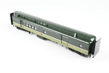 Load image into Gallery viewer, HO Brass W&R Enterprises NP - Northern Pacific Mail & Express Car FP "Loewy" No. 1414