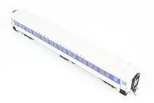 Load image into Gallery viewer, HO Rapido Trains Inc. BAR - Bangor & Aroostock Osgood - Bradley 10 Window Coach No. 151 Passenger Car