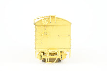 Load image into Gallery viewer, HO Brass Railworks Rutland Railroad 42' Wood Milk Car Nos. 350 - 355