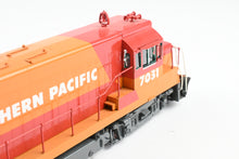 Load image into Gallery viewer, HO Brass CON OMI - Overland Models Inc. SP - Southern Pacific Morrison-Knudson TE70-4s Factory Painted No. 7031