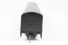 Load image into Gallery viewer, HO Brass The Palace Car Company B&O – Baltimore & Ohio Chair Car No. 5500/07 Custom Painted