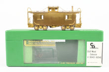 Load image into Gallery viewer, HO Brass OMI - Overland Models, Inc. C&O - Chesapeake & Ohio Wood Caboose #90401-90540