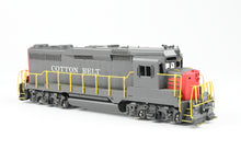 Load image into Gallery viewer, HO Brass Oriental Limited SSW – Cotton Belt EMD GP30 PH II 2250 HP Factory Painted