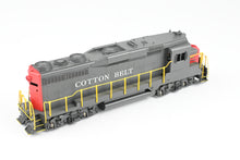 Load image into Gallery viewer, HO Brass Oriental Limited SSW – Cotton Belt EMD GP30 PH II 2250 HP Factory Painted
