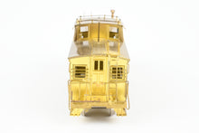 Load image into Gallery viewer, HO Brass OMI - Overland Models, Inc. C&O - Chesapeake & Ohio Wood Caboose #90401-90540