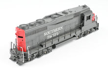 Load image into Gallery viewer, HO Brass Oriental Limited SP – Southern Pacific EMD GP30 PH II 2250 HP FP