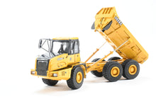 Load image into Gallery viewer, HO Brass CON CMC - Classic Mint Collectibles John Deere 250D Articulated Dump Truck Factory Painted