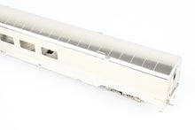 Load image into Gallery viewer, HO Brass The Palace Car Company C&O - Chesapeake & Ohio Lunch Counter/Tavern Lounge # 1903 “Chessie Club”