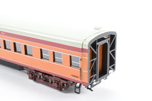 Load image into Gallery viewer, HO Brass PSC - Precision Scale Co. Milwaukee Road 1936 Hiawatha 28-Seat Parlor Car Factory Painted "Sahwa"