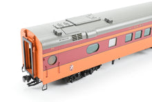 Load image into Gallery viewer, HO Brass Railway Classics MILW - Milwaukee Road 52-Seat Coach Factory Painted 1948 Scheme No. 514