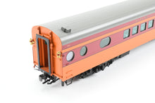 Load image into Gallery viewer, HO Brass Railway Classics MILW - Milwaukee Road 52-Seat Coach Factory Painted 1948 Scheme No. 514