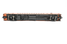 Load image into Gallery viewer, HO Brass Railway Classics MILW - Milwaukee Road 52-Seat Coach Factory Painted 1948 Scheme No. 514