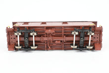 Load image into Gallery viewer, HO Brass OMI - Overland Models, Inc. NYC - New York Central 19000 Series Plywood Caboose Factory Painted/Unlettered