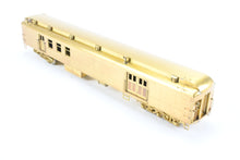 Load image into Gallery viewer, HO Brass Oriental Limited GN - Great Northern 1935 Empire Builder Baggage Mail Express