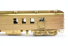 Load image into Gallery viewer, HO Brass Oriental Limited GN - Great Northern 1935 Empire Builder Baggage Mail Express