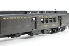 Load image into Gallery viewer, HO Brass W&R Enterprises NP - Northern Pacific Mail & Express Car W/Center Door, Nos. 1402 - 1421, Pro-Paint No. 1408